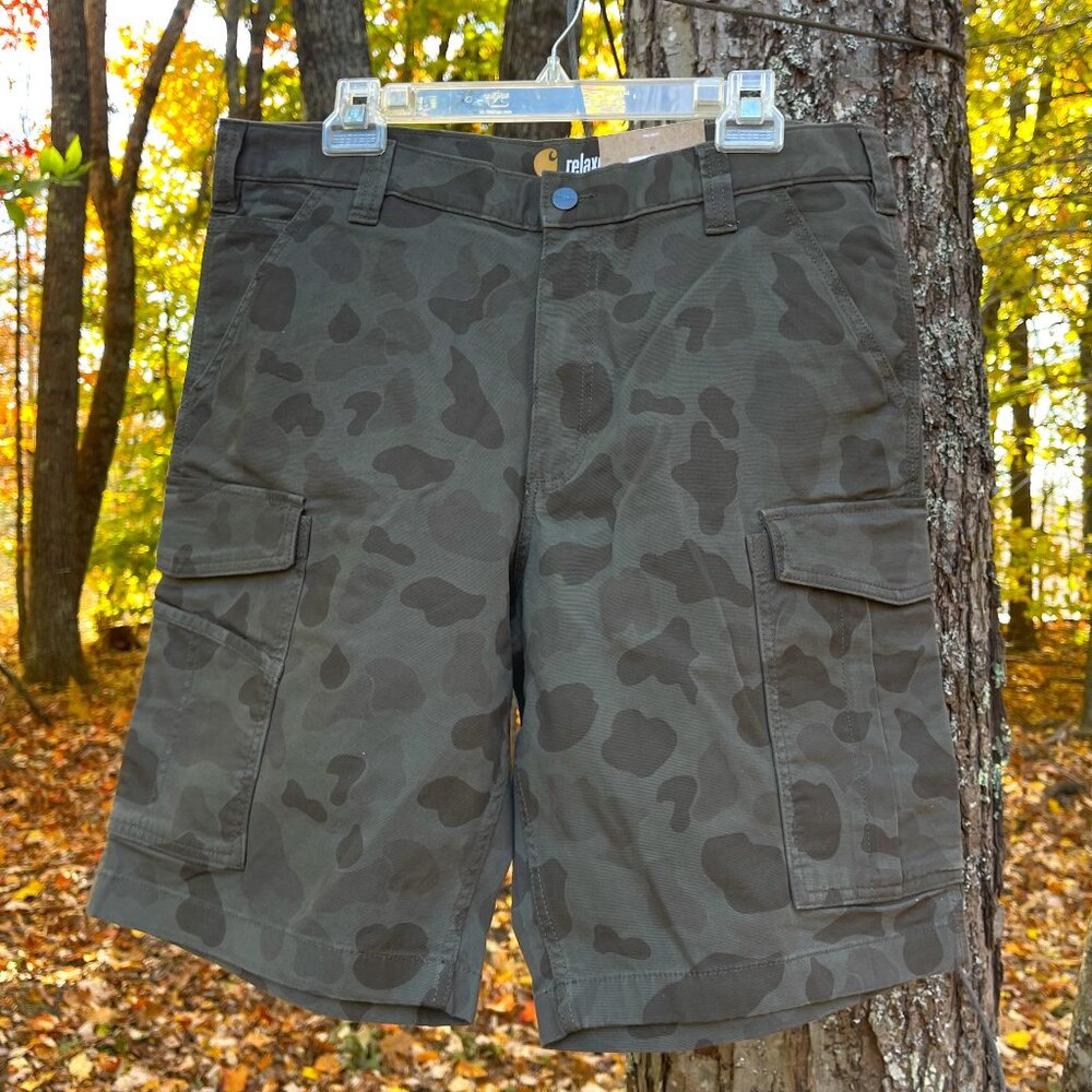 Carhartt Camo Cargo Shorts – Relaxed Fit, Rugged Style